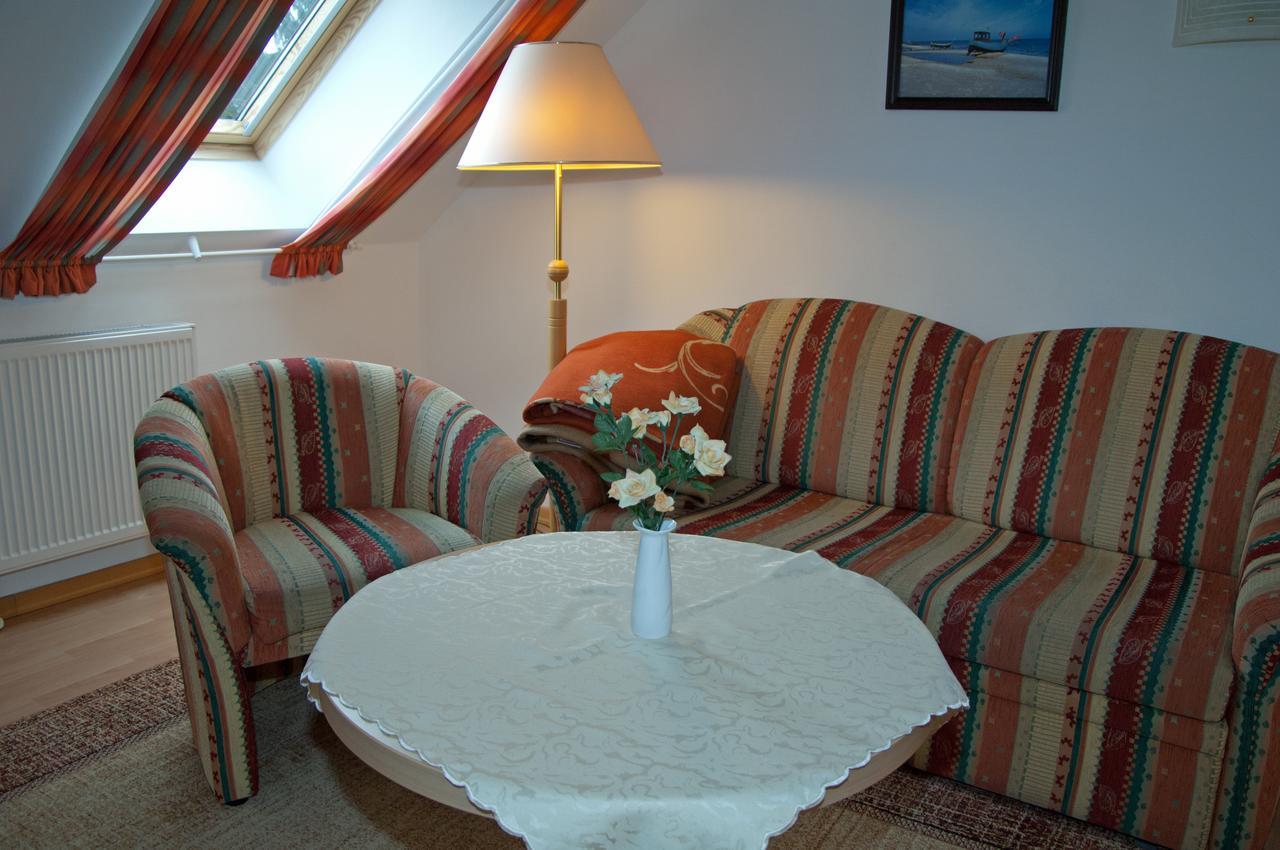 Sonnenhus - Ruegen Apartment Sellin  Exterior photo